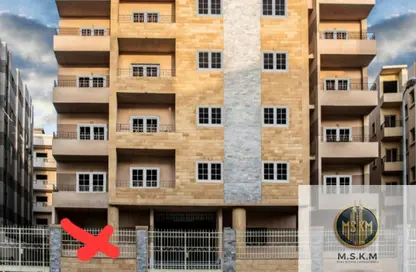 Apartment - 3 Bedrooms - 3 Bathrooms for sale in South Lotus - El Lotus - New Cairo City - Cairo