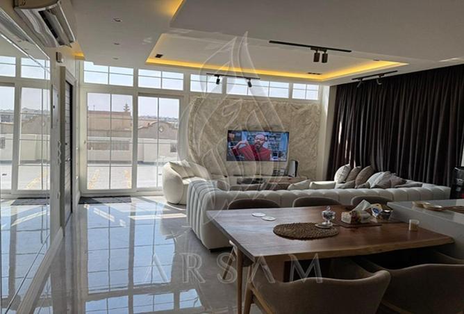 8704631 - Property Image 2