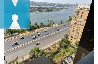 Office Space - 5 Bedrooms - 3 Bathrooms for sale in Cornish El Nile St. - Maadi - Hay El Maadi - Cairo