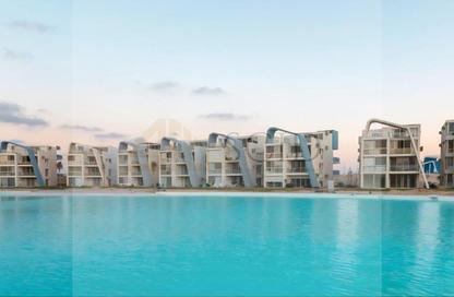 Chalet - 2 Bedrooms - 2 Bathrooms for sale in Fouka Bay - Ras Al Hekma - North Coast