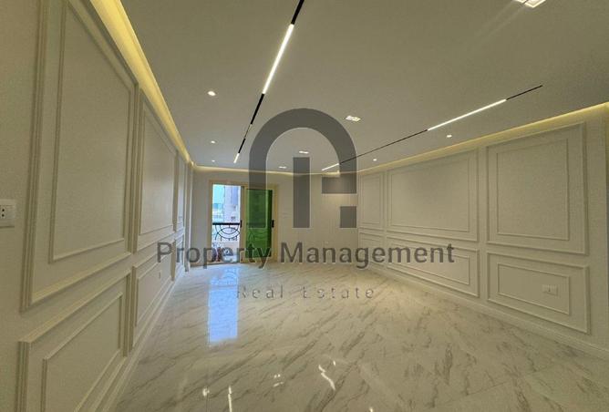 8621538 - Property Image 2