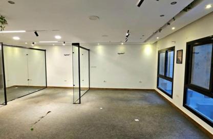 Office Space - Studio - 2 Bathrooms for rent in Rayhanah Plaza - Zahraa El Maadi - Hay El Maadi - Cairo