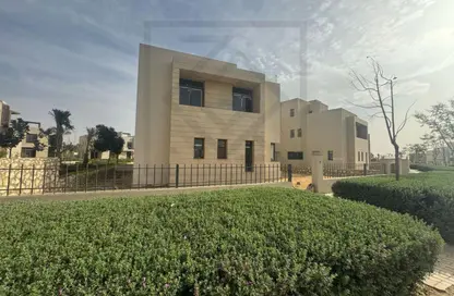 فيلا - 4 غرف نوم - 5 حمامات للبيع في أو ويست - كمبوندات 6 أكتوبر - مدينة 6 أكتوبر - الجيزة