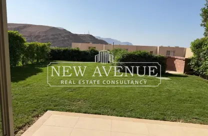 Villa - 3 Bedrooms - 3 Bathrooms for sale in IL Monte Galala - Al Ain Al Sokhna - Suez