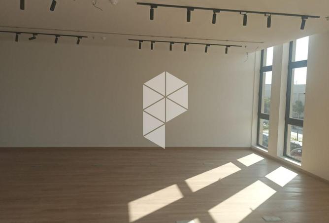 8616343 - Property Image 3