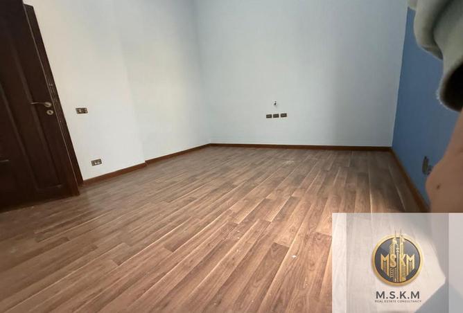 8633897 - صورة العقار 2