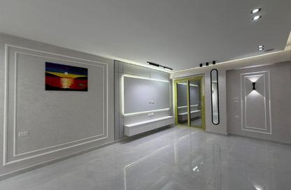 Apartment - 3 Bedrooms - 2 Bathrooms for sale in Gate 4 - Mena - Hadayek El Ahram - Giza