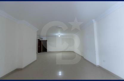 Apartment - 3 Bedrooms - 3 Bathrooms for sale in Al Sayeda Sakina Bint Al Hussein St. - Kafr Abdo - Roushdy - Hay Sharq - Alexandria