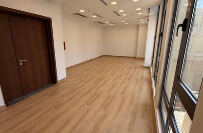 Office Space - Studio - 4 Bathrooms for rent in District 5 - 5th Settlement Compounds - The 5th Settlement - New Cairo City - Cairo