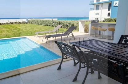 Chalet - 2 Bedrooms - 2 Bathrooms for sale in Azha North - Ras Al Hekma - North Coast