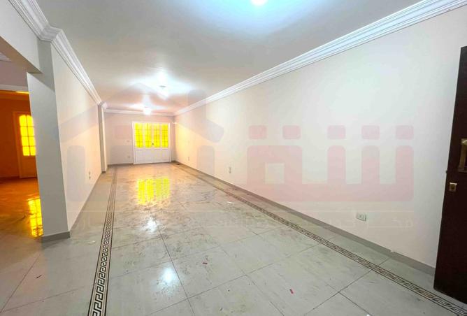 102900668 - Property Main Image