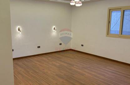 Apartment - 3 Bedrooms - 2 Bathrooms for sale in Lebanon St. - Mohandessin - Giza