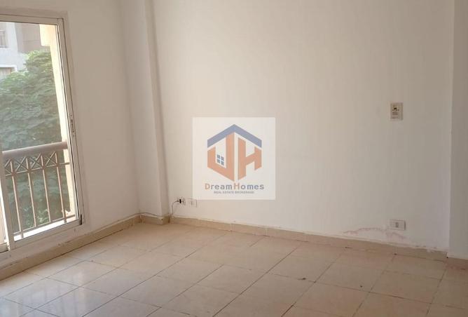 102910929 - Property Image 2