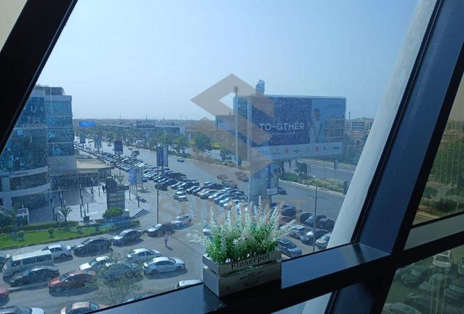 98824113 - Property Main Image