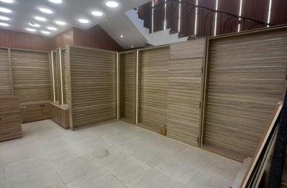 Shop - Studio - 1 Bathroom for rent in Abbas Al Akkad St. - 1st Zone - Nasr City - Cairo