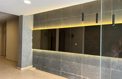 Apartment - 3 - 3 for sale in The Address East - 90 Street - The 5th Settlement - New Cairo City - Cairo