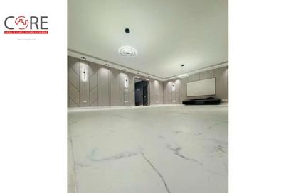 Apartment - 4 Bedrooms - 3 Bathrooms for sale in Al Khamayel city - Sheikh Zayed Compounds - Sheikh Zayed City - Giza