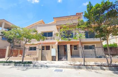 Villa - 5 Bedrooms - 4 Bathrooms for sale in Alex West - Alexandria Compounds - Alexandria