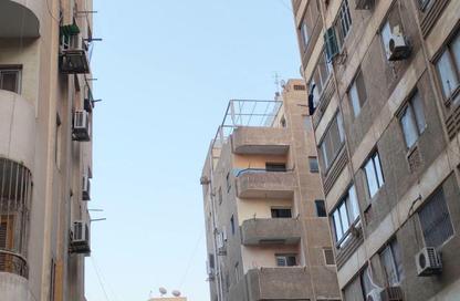 Apartment - 4 Bedrooms - 1 Bathroom for sale in Al Haram  St. - Giza District - Ganoub El Giza - Giza