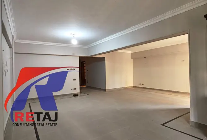 114619842 - Property Image 3