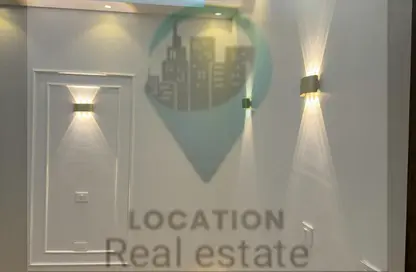 شقة - 4 غرف نوم - 3 حمامات للبيع في الحي السادس - مدينة العبور - القليوبية