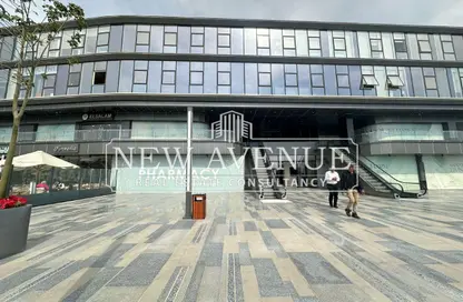 Office Space - 1 Bedroom - 1 Bathroom for rent in Sway Mall - Mohamed Naguib Axis - North Investors Area - New Cairo City - Cairo