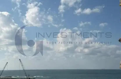 شقة - 3 غرف نوم - 2 حمامات للبيع في شارع مجمع ميامي - ميامي - حي اول المنتزة - الاسكندرية