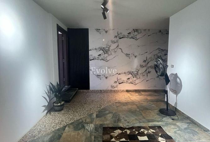 93823030 - Property Image 2