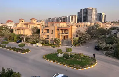 Duplex - 4 Bedrooms - 4 Bathrooms for sale in Yasmine District - 14th District - Sheikh Zayed City - Giza