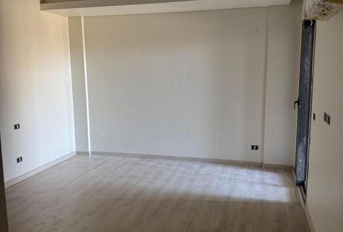 70877577 - Property Image 3