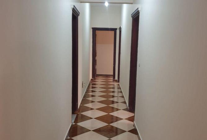 8643012 - Property Image 3