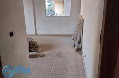 Apartment - 3 Bedrooms - 2 Bathrooms for sale in Al Maqdes Al Kabary St. - Al Hadiqah Al Dawliyah - 7th District - Nasr City - Cairo
