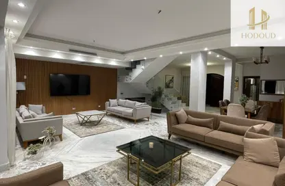 Villa - 5 Bedrooms - 4 Bathrooms for rent in Hyde Park - New Cairo City - Cairo