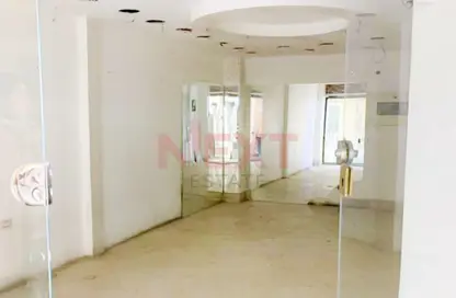 محل تجاري - استوديو للبيع في شارع شعراوي - لوران - حي شرق - الاسكندرية