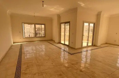 شقة - 2 غرف نوم - 2 حمامات للايجار في عمارات البنفسج - البنفسج - مدينة القاهرة الجديدة - القاهرة