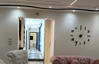 Apartment - 3 Bedrooms - 2 Bathrooms for sale in Ibrahim Al Shawarby St. - 1st Zone - Nasr City - Cairo