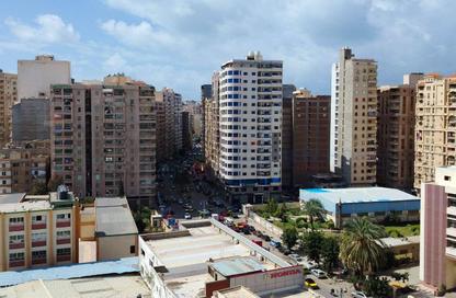 Apartment - 2 Bedrooms - 1 Bathroom for sale in Zaki Ragab St. - Smouha - Hay Sharq - Alexandria