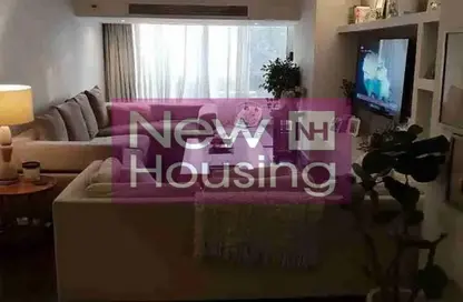 Apartment - 3 Bedrooms - 3 Bathrooms for sale in Al Aziz Othman St. - Zamalek - Cairo