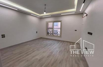 Apartment - 3 Bedrooms - 2 Bathrooms for sale in Al Khamayel city - Sheikh Zayed Compounds - Sheikh Zayed City - Giza