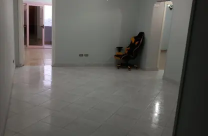 Apartment - 2 Bedrooms - 1 Bathroom for rent in Al Sebaq St. - Roxy - Heliopolis - Masr El Gedida - Cairo