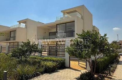 Villa - 3 Bedrooms - 4 Bathrooms for sale in Moon Residences - Fifth Square - The 5th Settlement - New Cairo City - Cairo