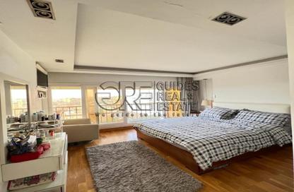 Apartment - 2 Bedrooms - 3 Bathrooms for rent in Ahmed Heshmat St. - Zamalek - Cairo
