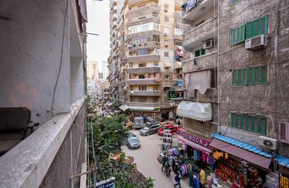شقة - 3 غرف نوم - 1 حمام للايجار في ميامي - حي اول المنتزة - الاسكندرية