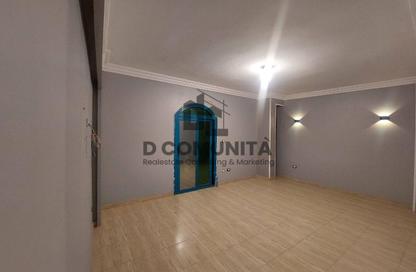 Office Space - 3 Bedrooms - 1 Bathroom for rent in Gamal Abdel Nasser Axis - The 3rd Settlement - New Cairo City - Cairo