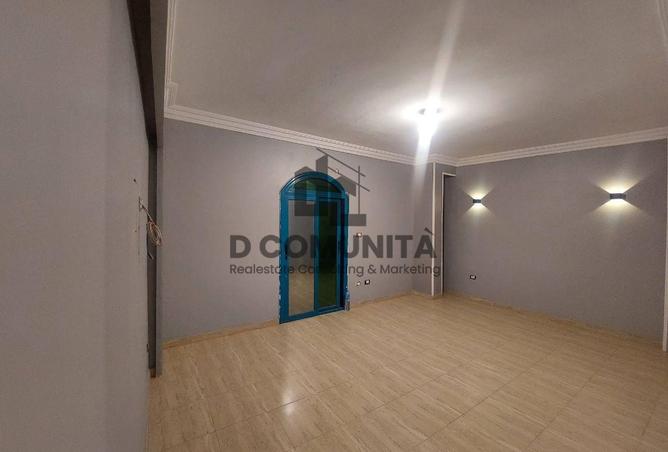 72448240 - Property Image 2