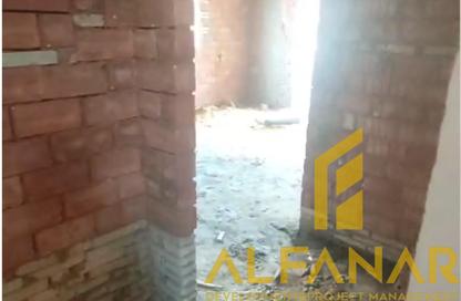 Apartment - 2 Bedrooms - 1 Bathroom for sale in Mohamed Naguib Axis - Abou El Houl - New Cairo City - Cairo