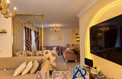 Apartment - 2 - 1 for sale in Sidi Gaber St. - Sidi Gaber - Hay Sharq - Alexandria