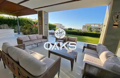 شاليه - 2 غرف نوم - 2 حمامات للبيع في ازها الساحل الشمالي - راس الحكمة - الساحل الشمالي