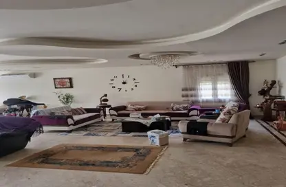 Villa - 5 Bedrooms - 5 Bathrooms for sale in Privado - Madinaty - Cairo