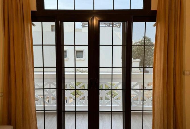 102077480 - Property Image 3